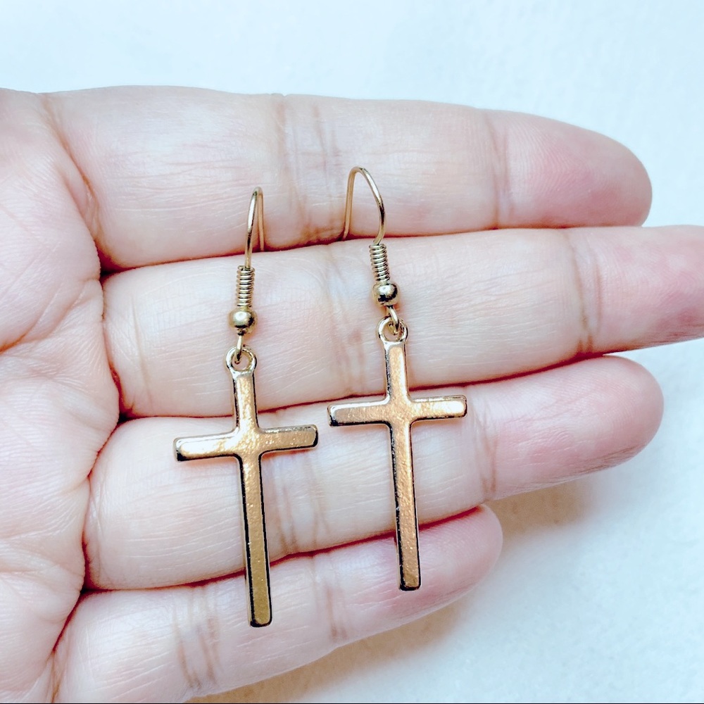 ❣️$25/3❣️ Gold Plated Dangle Cross Earrings - Picture 6 of 9